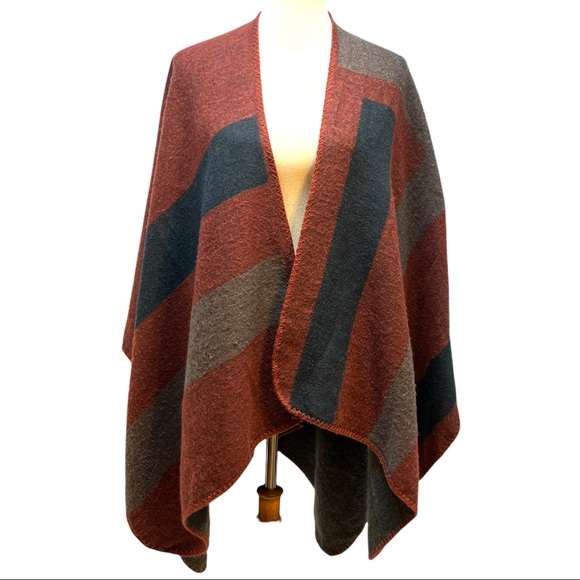 BB Dakota Jackets & Blazers - BB Dakota Cozy Blanket Poncho